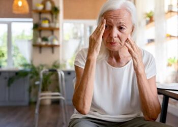 Alzheimer: conheça subtipos raros que começam com sinais nos olhos, no olfato ou no comportamento