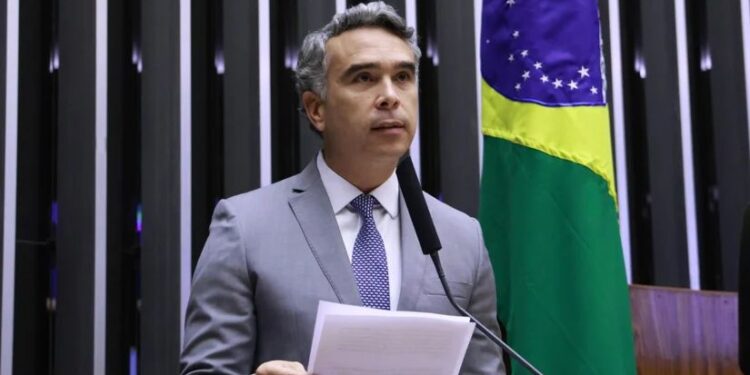 Tio Rafa tenta atrair a Assembleia para sua campanha de Maceió