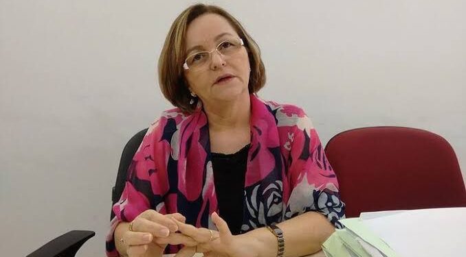 JHC trabalha em Brasília para tentar fazer da tia ministra no STJ