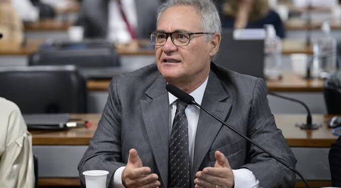 Senador Renan Calheiros volta ao noticiário nacional com a mandioca