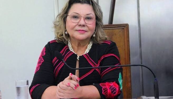 Tereza Nelma vai desembarcar no governo do estado com o futuro político já definido