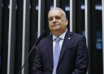 O Xerife está no xadrez