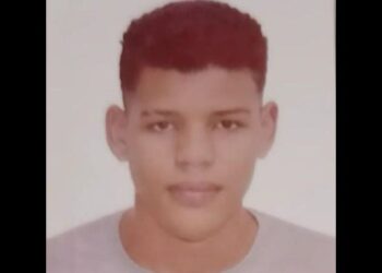 Buscas por jovem de 17 anos desaparecido há quase 1 ano são realizadas em Guaxuma