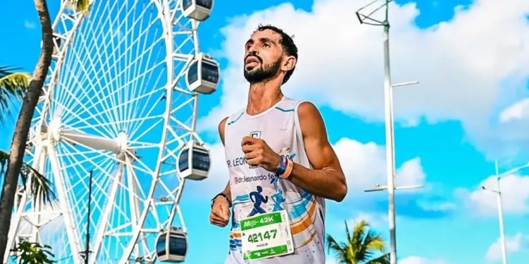 Delmirense sobe ao pódio na Maratona Internacional de Maceió com marca abaixo de 3 horas